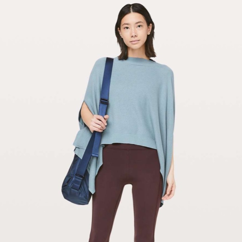 Lululemon Forward Flow Cape